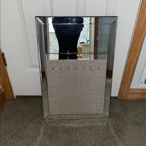 Mirror jewelry holder